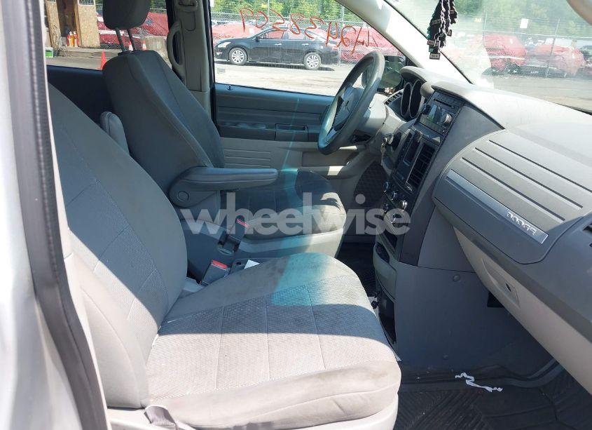 Photo 5 of 2008 Dodge Grand CARAVAN SE (VIN 2D8HN44H78R751370)