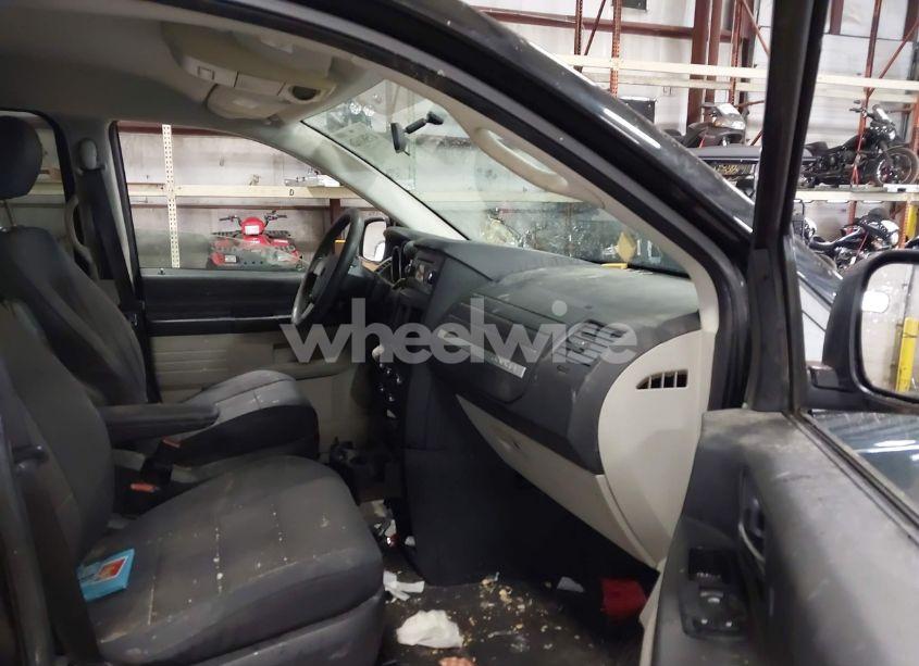 Photo 5 of 2008 Dodge Grand CARAVAN SE (VIN 2D8HN44H98R685453)