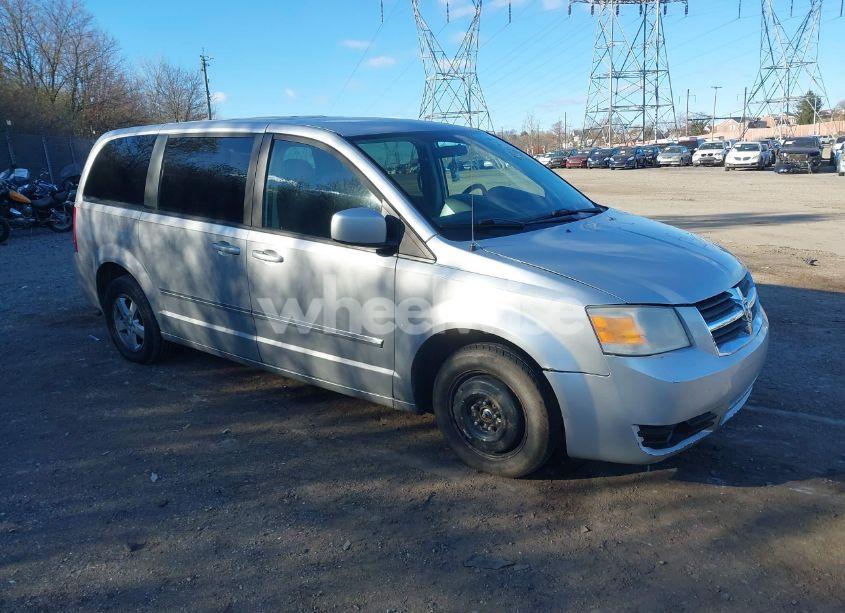 2008 Dodge Grand CARAVAN SXT (VIN 2D8HN54P68R135799) main photo