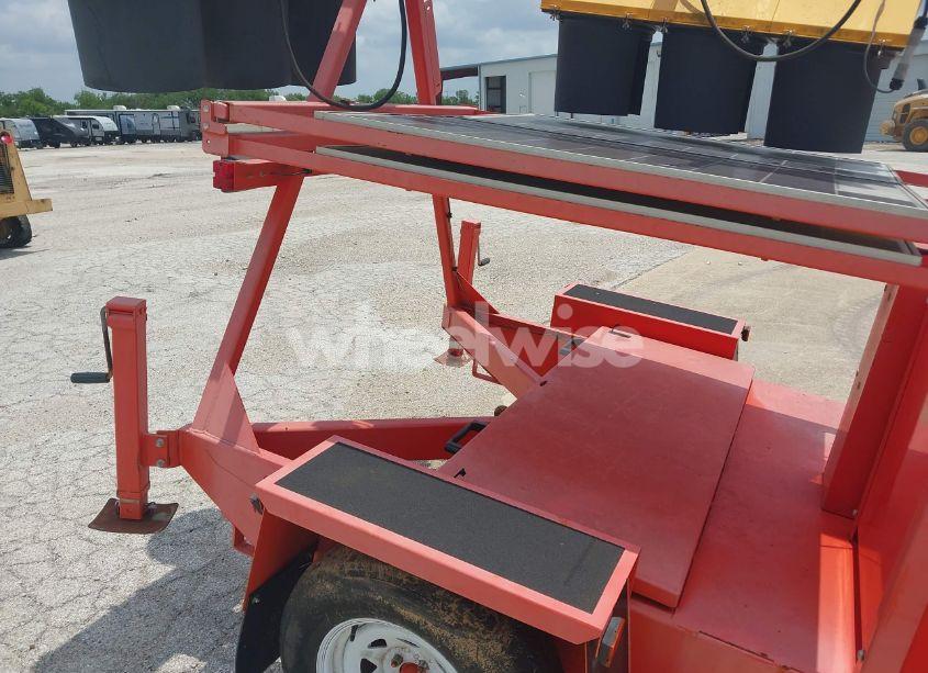 Photo 8 of 2013 Bell Machine TRAFFIC SIGNAL (VIN 2EL657560)