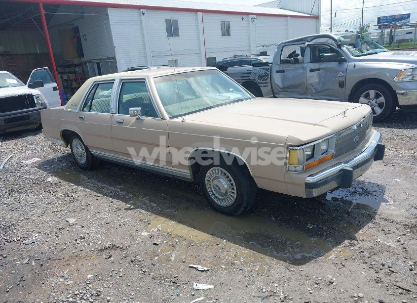 1989 Ford Crown VICTORIA (VIN 2FABP73F6KX212652) main photo