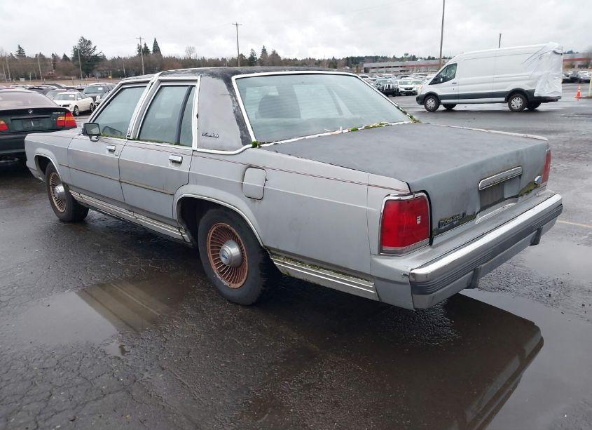 Photo 3 of 1988 Ford Crown VICTORIA LX (VIN 2FABP74F2JX162653)