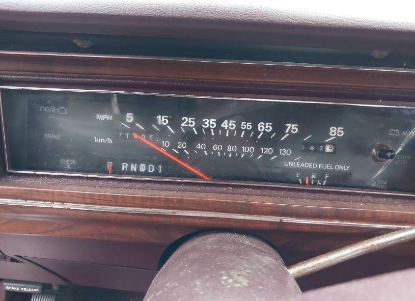 Photo 7 of 1988 Ford Crown VICTORIA LX (VIN 2FABP74F2JX162653)