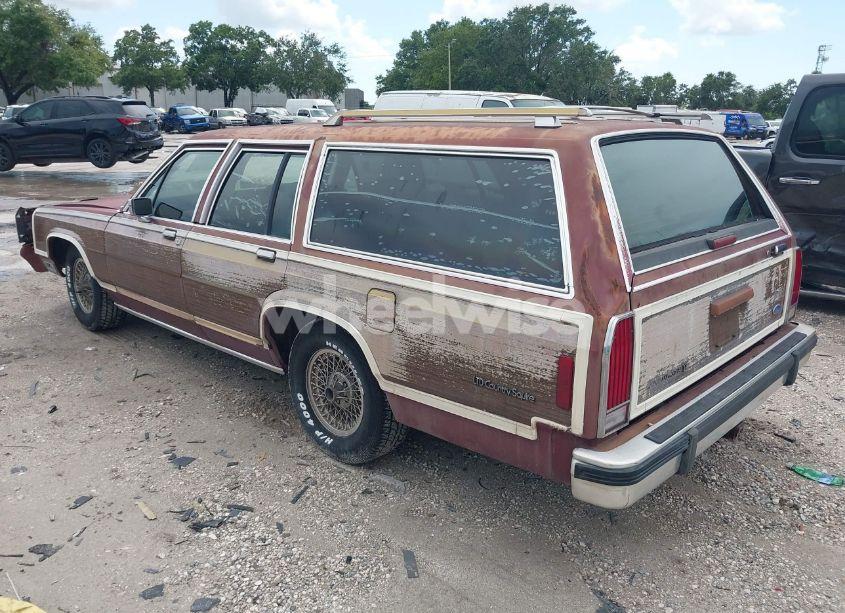 Photo 3 of 1988 Ford Crown VICTORIA COUNTRY SQUIRE LX (VIN 2FABP79F3JX156692)