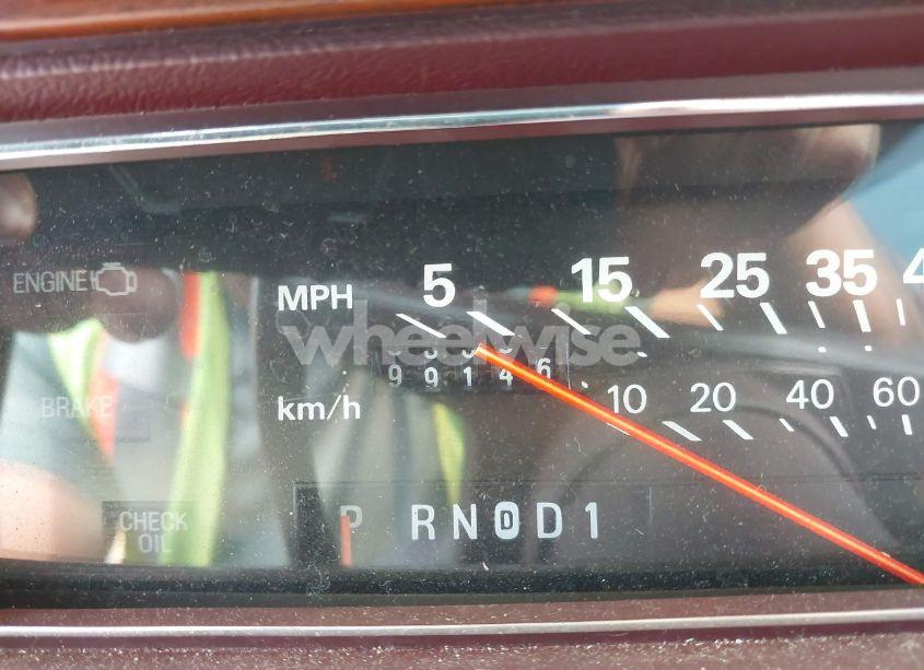 Photo 7 of 1988 Ford Crown VICTORIA COUNTRY SQUIRE LX (VIN 2FABP79F3JX156692)