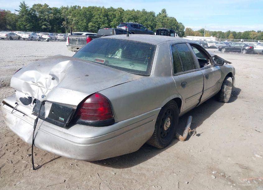 Photo 4 of 2010 Ford Crown VICTORIA POLICE/POLICE INTERCEPTOR (VIN 2FABP7BV0AX130598)