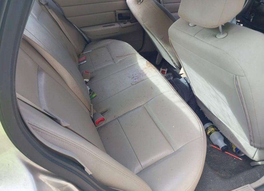 Photo 8 of 2010 Ford Crown VICTORIA POLICE/POLICE INTERCEPTOR (VIN 2FABP7BV0AX130598)