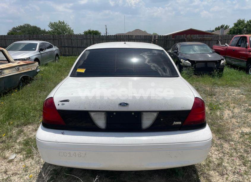 Photo 10 of 2010 Ford Crown VICTORIA POLICE/POLICE INTERCEPTOR (VIN 2FABP7BV0AX142346)