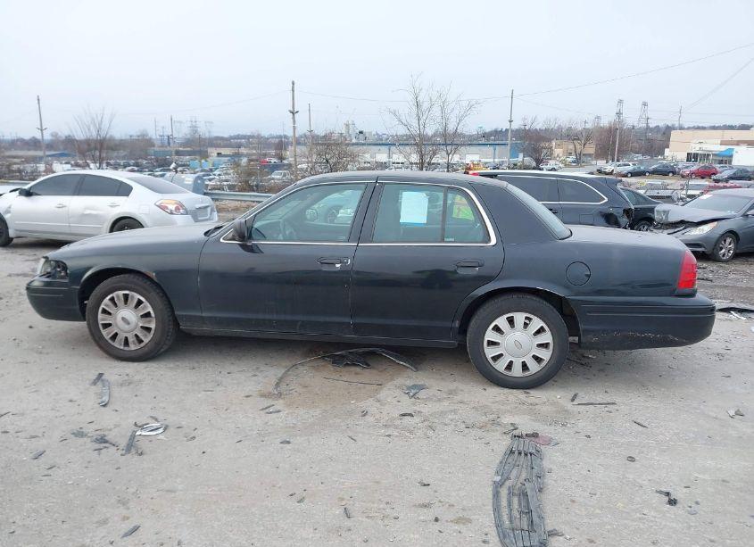 Photo 13 of 2011 Ford Crown VICTORIA POLICE INTERCEPTOR (VIN 2FABP7BV0BX162940)