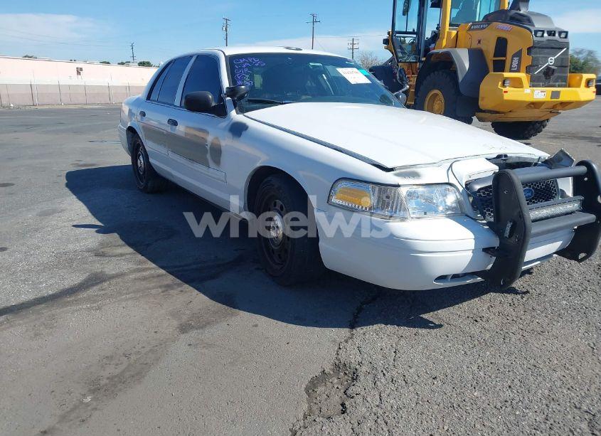 2011 Ford Crown VICTORIA POLICE INTERCEPTOR (VIN 2FABP7BV0BX176062) main photo