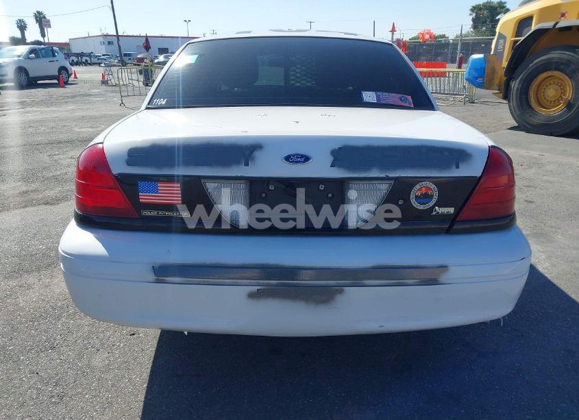 Photo 16 of 2011 Ford Crown VICTORIA POLICE INTERCEPTOR (VIN 2FABP7BV0BX176062)
