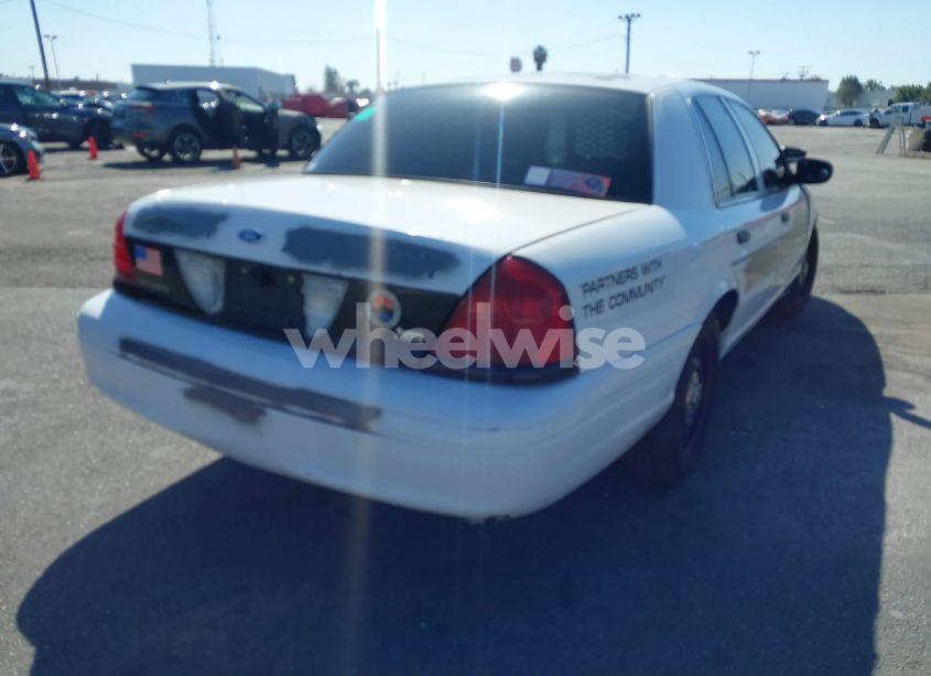 Photo 4 of 2011 Ford Crown VICTORIA POLICE INTERCEPTOR (VIN 2FABP7BV0BX176062)