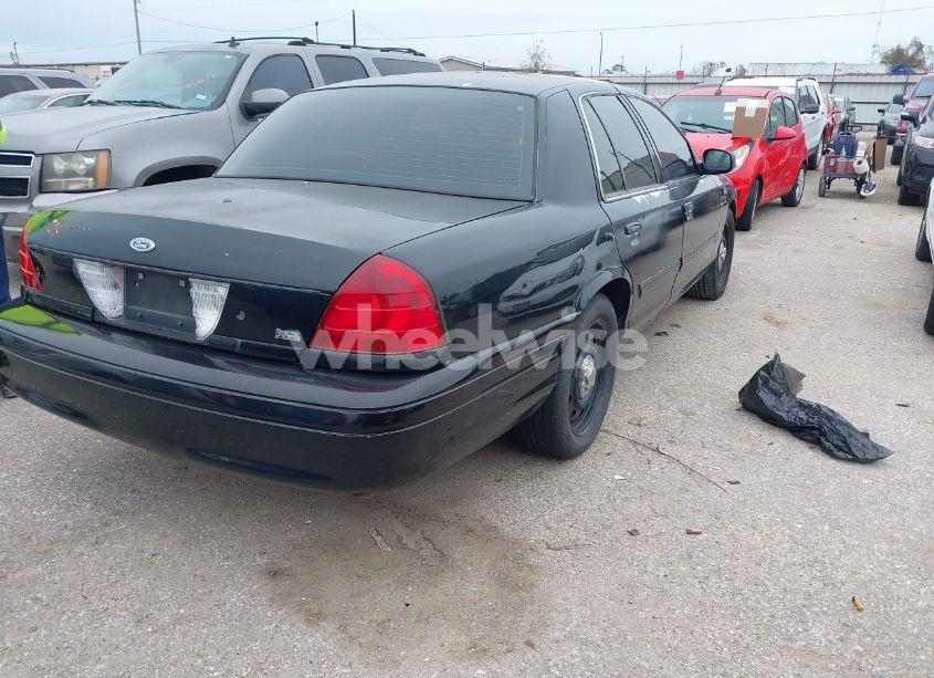 Photo 4 of 2010 Ford Crown VICTORIA POLICE/POLICE INTERCEPTOR (VIN 2FABP7BV1AX108559)