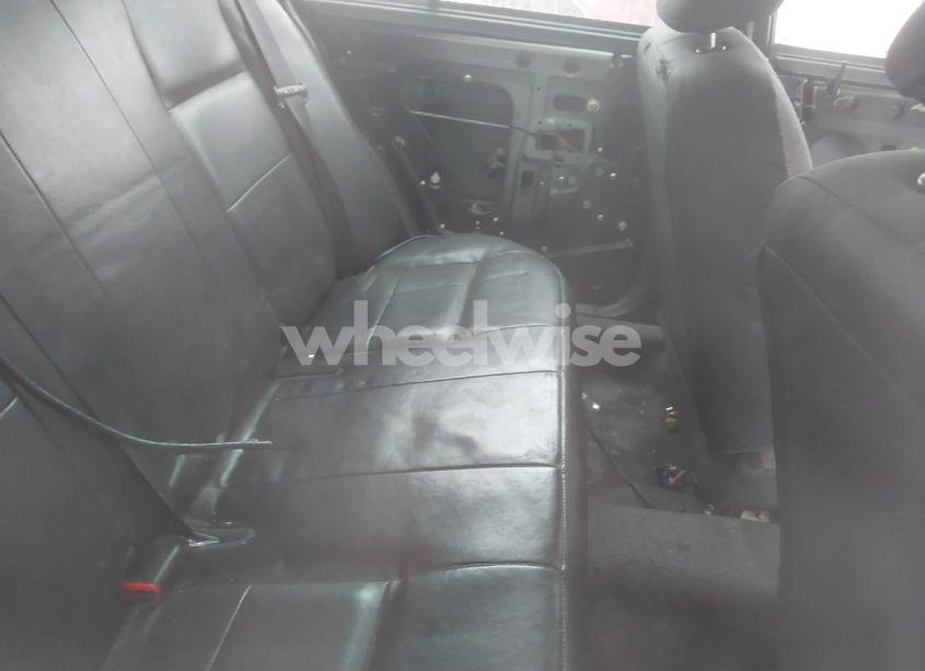 Photo 8 of 2010 Ford Crown VICTORIA POLICE/POLICE INTERCEPTOR (VIN 2FABP7BV1AX108559)