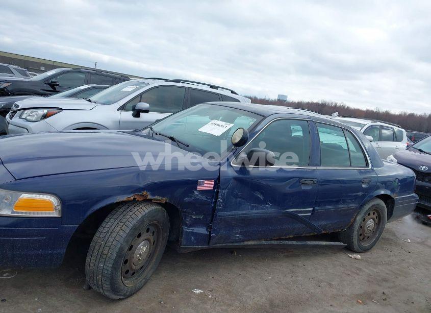 Photo 14 of 2010 Ford Crown VICTORIA POLICE/POLICE INTERCEPTOR (VIN 2FABP7BV1AX123420)
