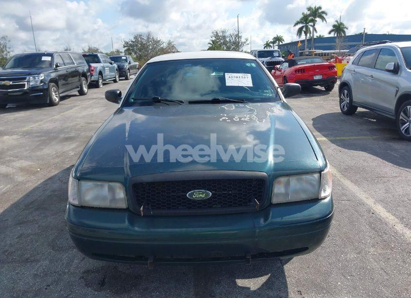 Photo 12 of 2010 Ford Crown VICTORIA POLICE/POLICE INTERCEPTOR (VIN 2FABP7BV1AX131372)