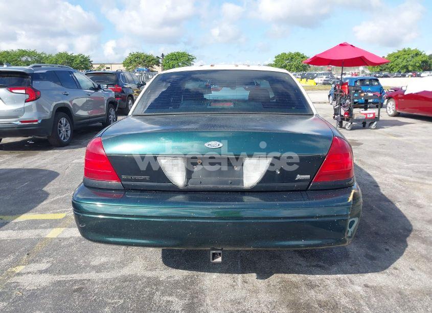 Photo 16 of 2010 Ford Crown VICTORIA POLICE/POLICE INTERCEPTOR (VIN 2FABP7BV1AX131372)