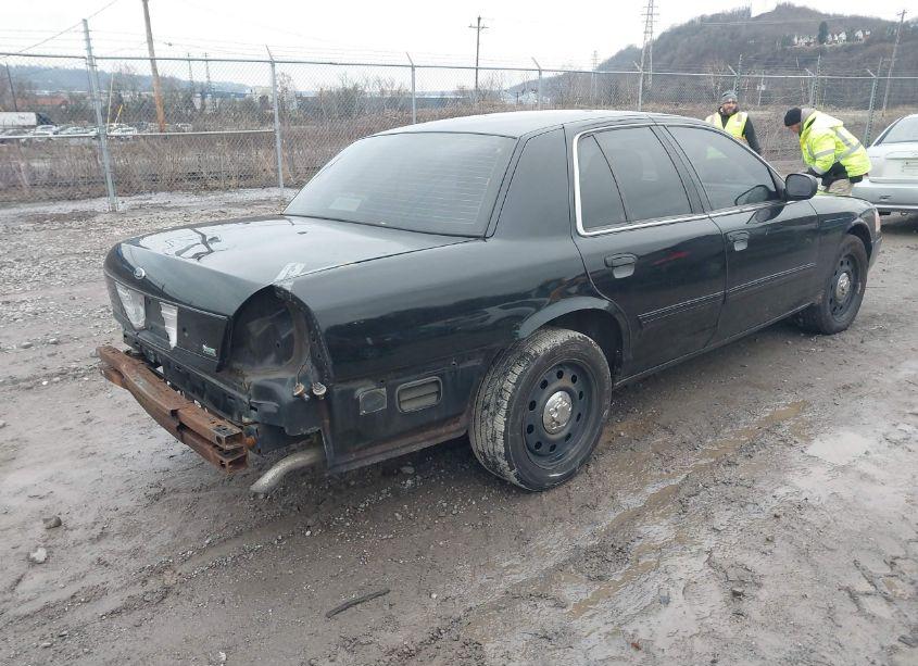 Photo 4 of 2011 Ford Crown VICTORIA POLICE INTERCEPTOR (VIN 2FABP7BV1BX125380)