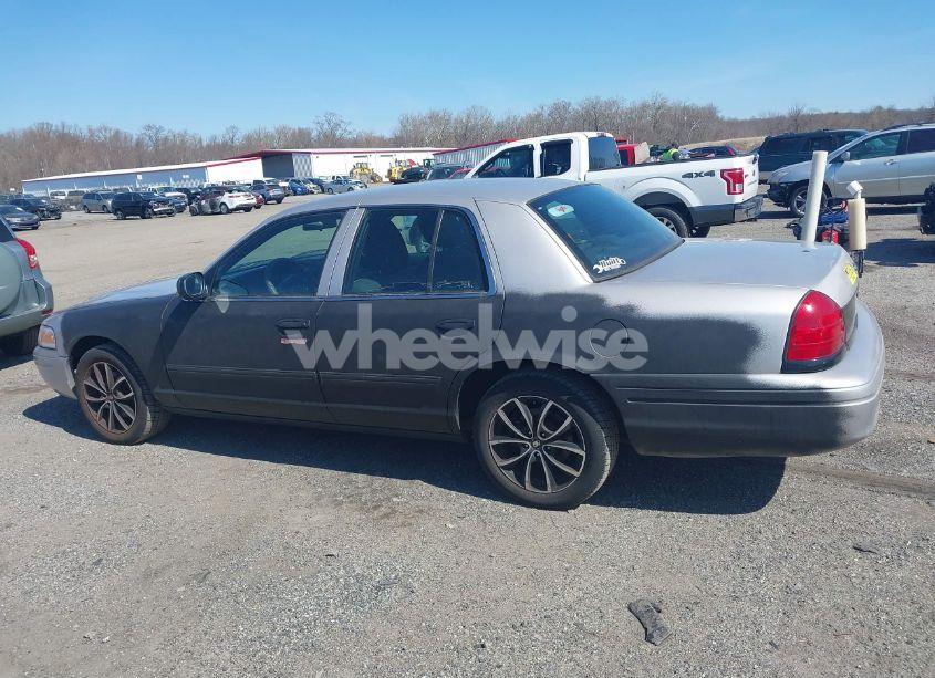 Photo 14 of 2011 Ford Crown VICTORIA POLICE INTERCEPTOR (VIN 2FABP7BV1BX155964)