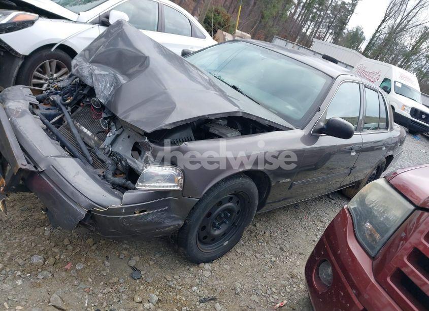 Photo 2 of 2011 Ford Crown VICTORIA POLICE INTERCEPTOR (VIN 2FABP7BV1BX157780)
