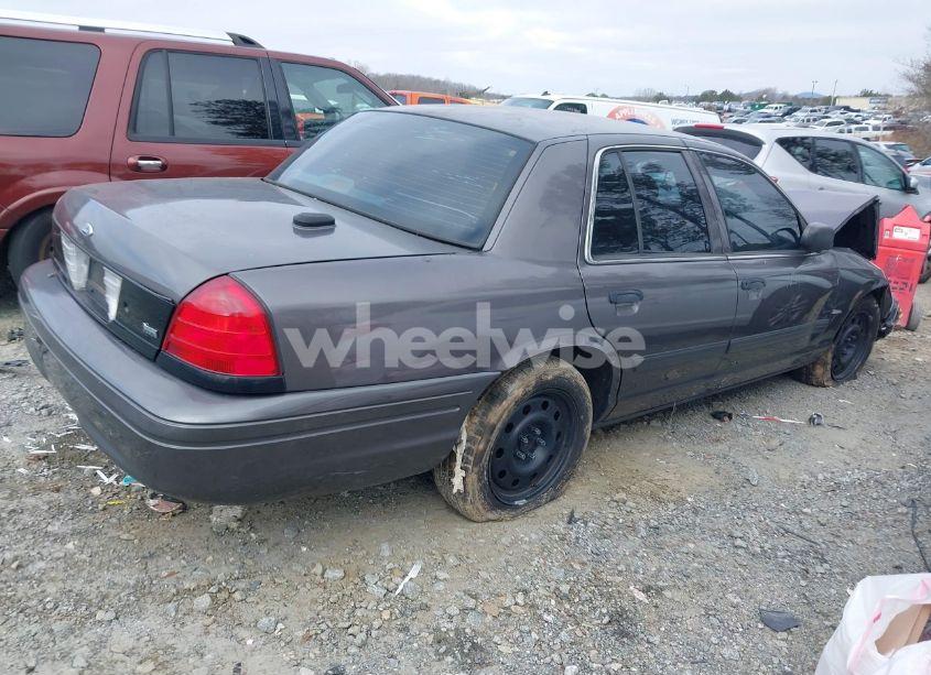 Photo 4 of 2011 Ford Crown VICTORIA POLICE INTERCEPTOR (VIN 2FABP7BV1BX157780)