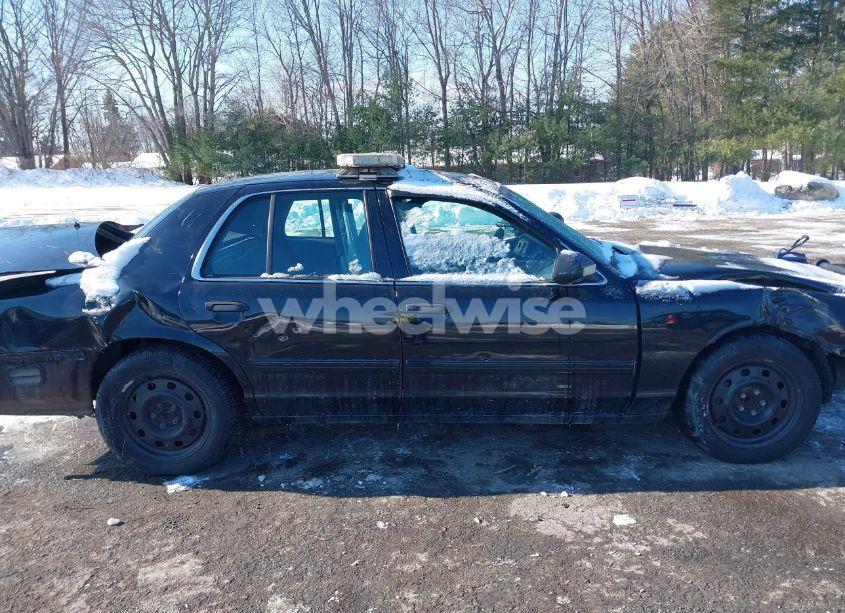 Photo 13 of 2011 Ford Crown VICTORIA POLICE INTERCEPTOR (VIN 2FABP7BV1BX172280)