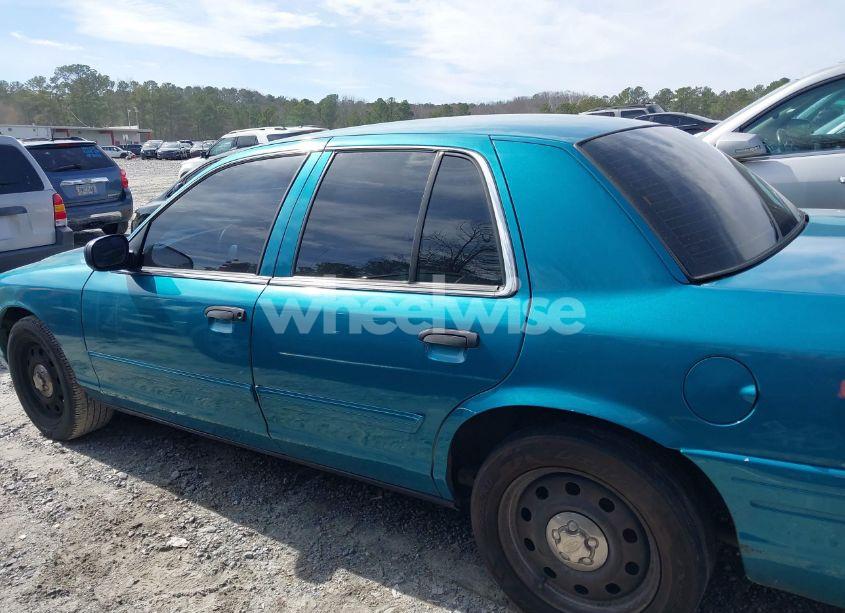 Photo 14 of 2010 Ford Crown VICTORIA POLICE/POLICE INTERCEPTOR (VIN 2FABP7BV2AX110675)