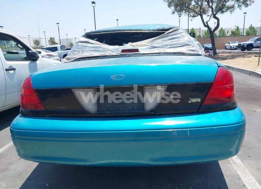 Photo 16 of 2011 Ford Crown VICTORIA POLICE INTERCEPTOR (VIN 2FABP7BV2BX122309)