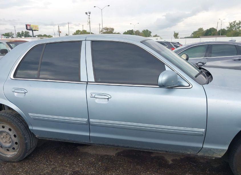 Photo 13 of 2011 Ford Crown VICTORIA POLICE INTERCEPTOR (VIN 2FABP7BV2BX144407)