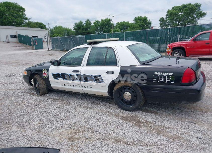 Photo 3 of 2011 Ford Crown VICTORIA POLICE INTERCEPTOR (VIN 2FABP7BV4BX101686)