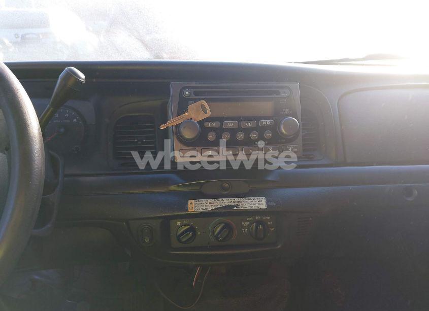 Photo 11 of 2011 Ford Crown VICTORIA POLICE INTERCEPTOR (VIN 2FABP7BV4BX175982)