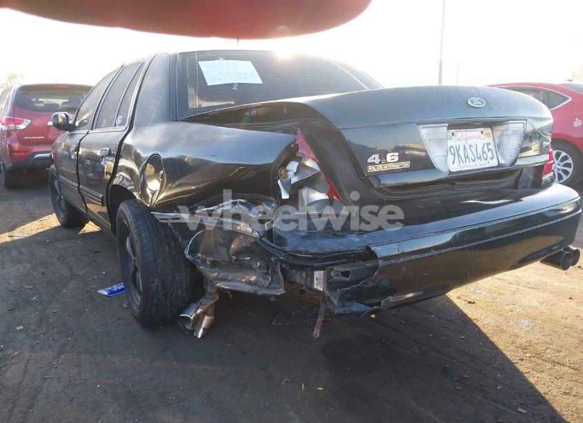 Photo 6 of 2011 Ford Crown VICTORIA POLICE INTERCEPTOR (VIN 2FABP7BV4BX175982)