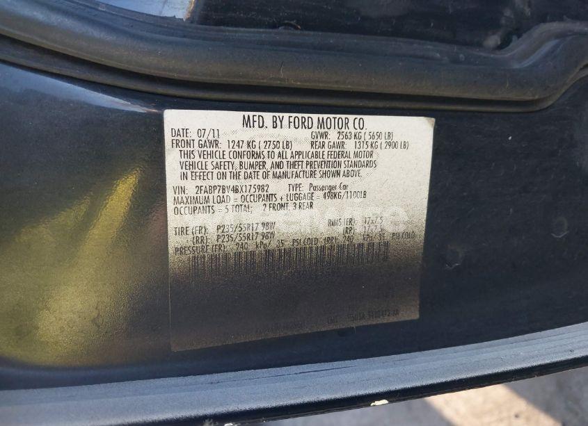 Photo 9 of 2011 Ford Crown VICTORIA POLICE INTERCEPTOR (VIN 2FABP7BV4BX175982)