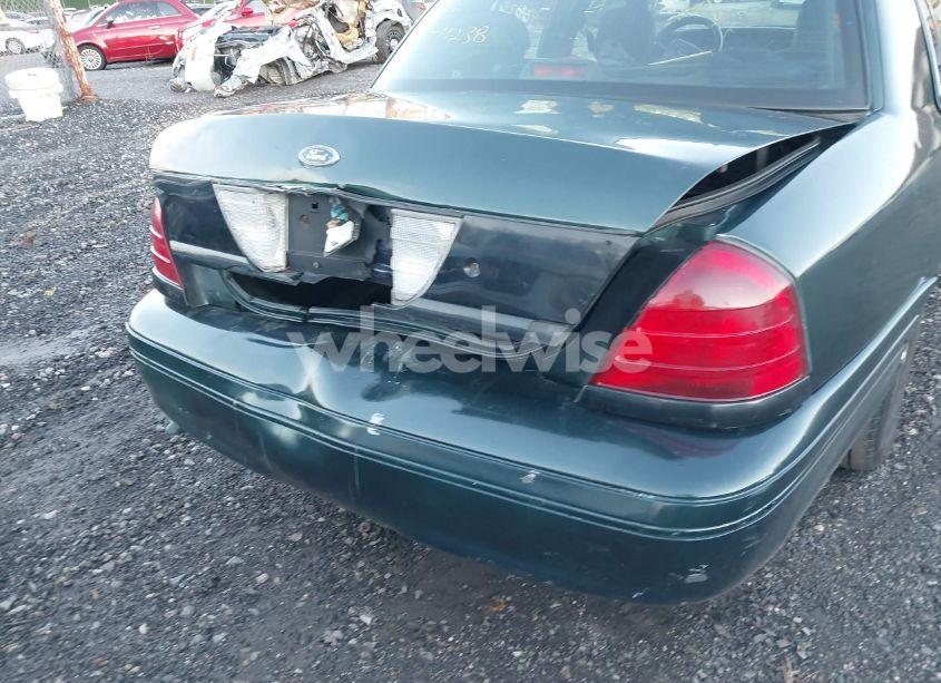 Photo 15 of 2010 Ford Crown VICTORIA POLICE/POLICE INTERCEPTOR (VIN 2FABP7BV5AX117099)