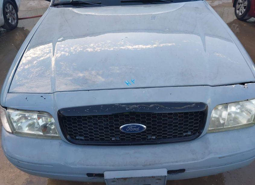 Photo 10 of 2011 Ford Crown VICTORIA POLICE INTERCEPTOR (VIN 2FABP7BV5BX139590)