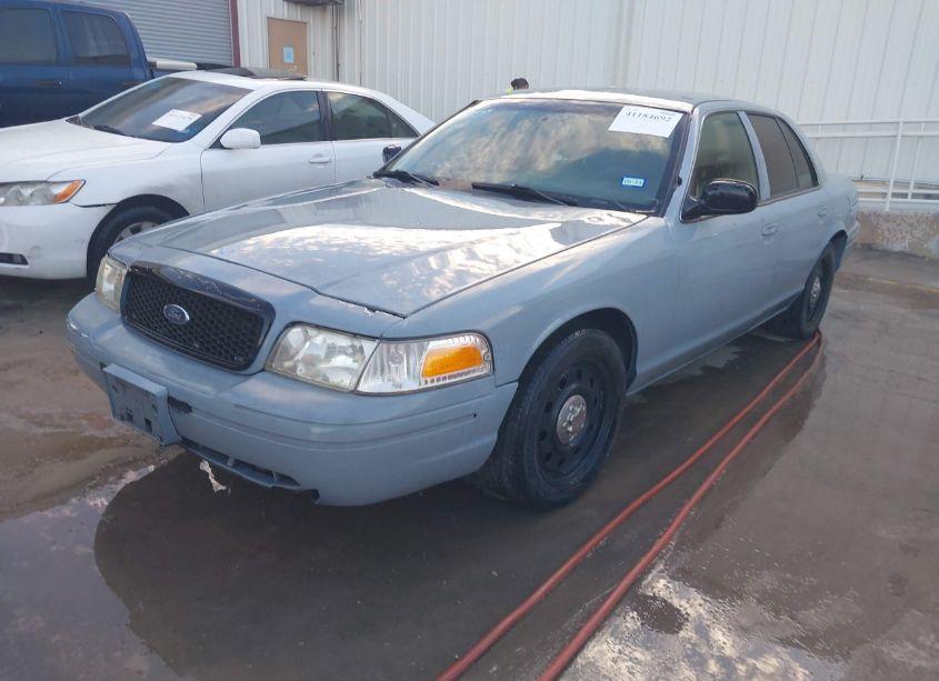 Photo 2 of 2011 Ford Crown VICTORIA POLICE INTERCEPTOR (VIN 2FABP7BV5BX139590)