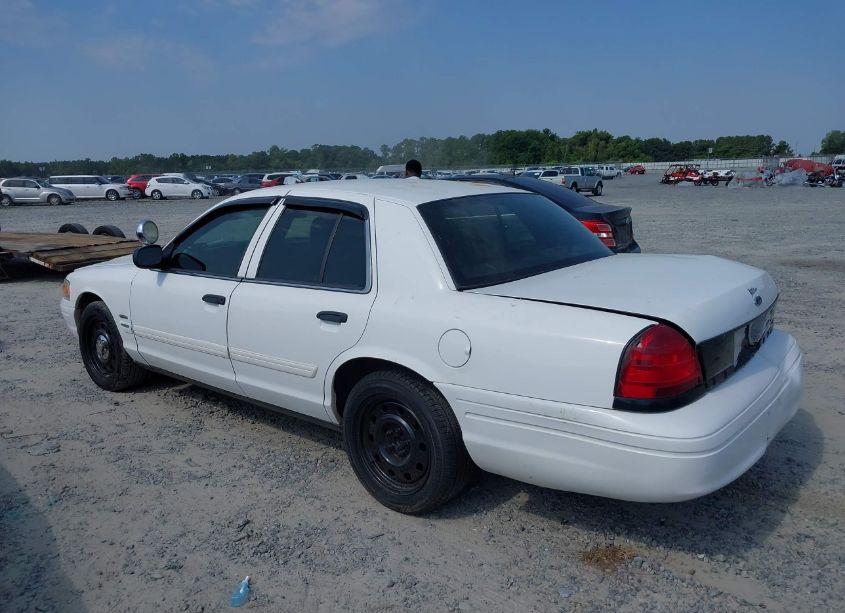 Photo 3 of 2011 Ford Crown VICTORIA POLICE INTERCEPTOR (VIN 2FABP7BV5BX181922)