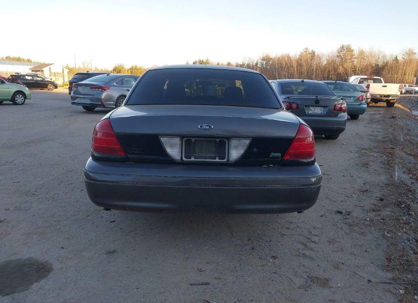 Photo 16 of 2010 Ford Crown VICTORIA POLICE/POLICE INTERCEPTOR (VIN 2FABP7BV7AX124362)