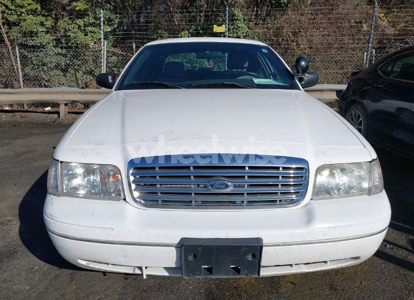 Photo 12 of 2010 Ford Crown VICTORIA POLICE/POLICE INTERCEPTOR (VIN 2FABP7BV7AX129688)