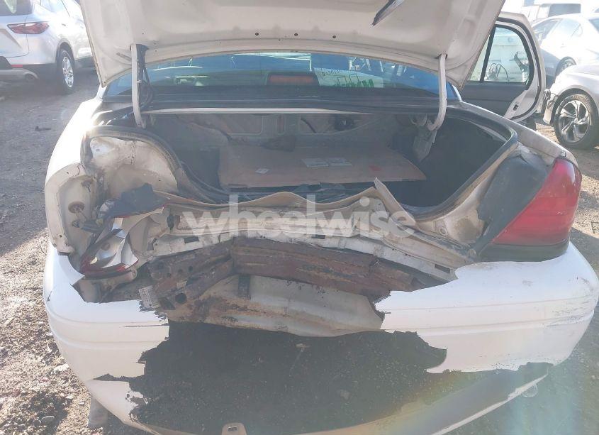 Photo 6 of 2010 Ford Crown VICTORIA POLICE/POLICE INTERCEPTOR (VIN 2FABP7BV7AX139945)