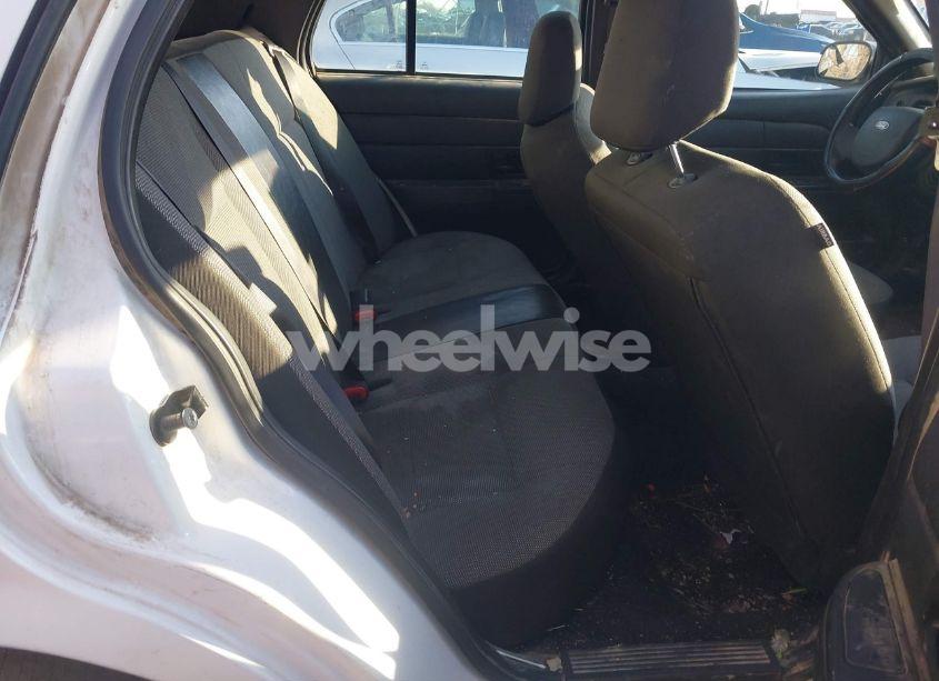 Photo 8 of 2010 Ford Crown VICTORIA POLICE/POLICE INTERCEPTOR (VIN 2FABP7BV7AX139945)