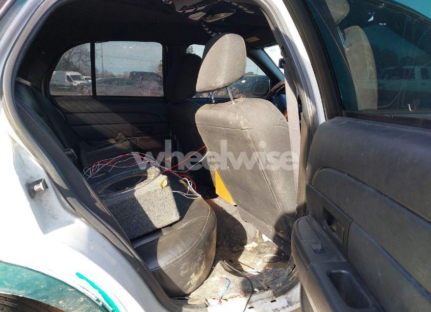 Photo 8 of 2011 Ford Crown VICTORIA POLICE INTERCEPTOR (VIN 2FABP7BV8BX108690)