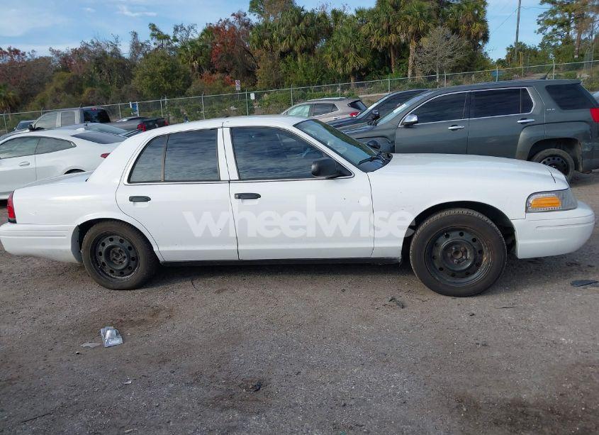 Photo 13 of 2011 Ford Crown VICTORIA POLICE INTERCEPTOR (VIN 2FABP7BV8BX123917)