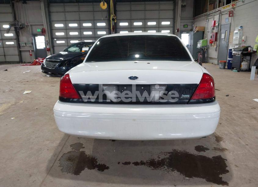 Photo 16 of 2011 Ford Crown VICTORIA POLICE INTERCEPTOR (VIN 2FABP7BV8BX169392)