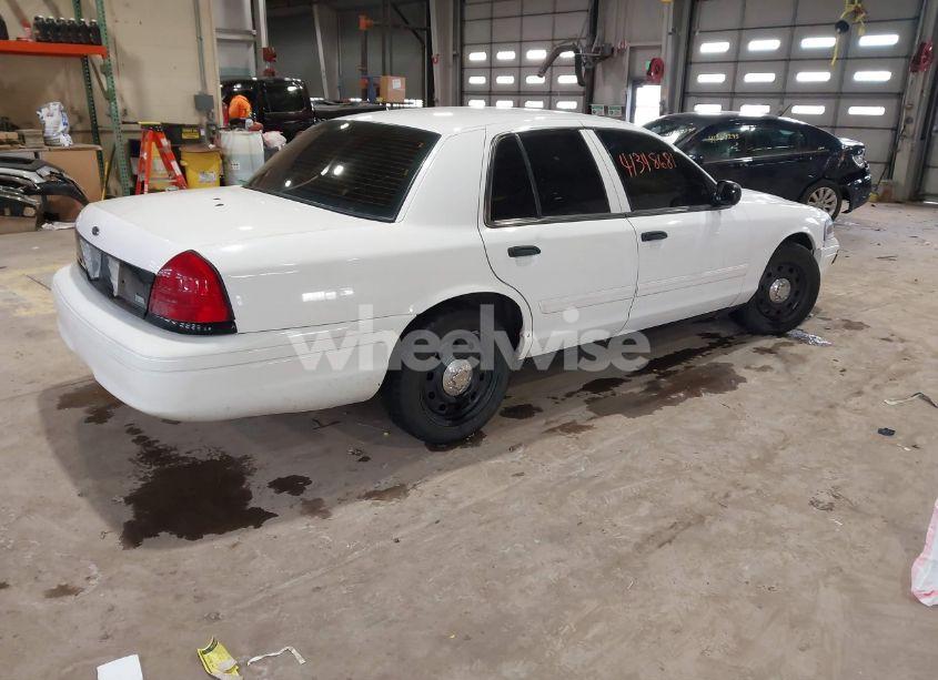 Photo 4 of 2011 Ford Crown VICTORIA POLICE INTERCEPTOR (VIN 2FABP7BV8BX169392)