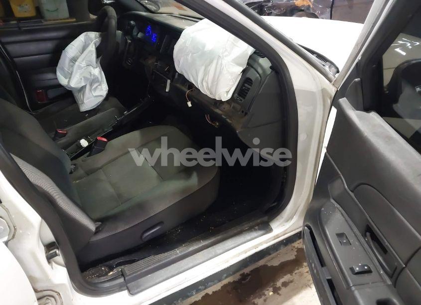 Photo 5 of 2011 Ford Crown VICTORIA POLICE INTERCEPTOR (VIN 2FABP7BV8BX169392)