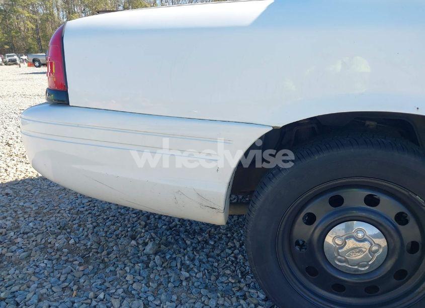 Photo 18 of 2011 Ford Crown VICTORIA POLICE INTERCEPTOR (VIN 2FABP7BV8BX172602)