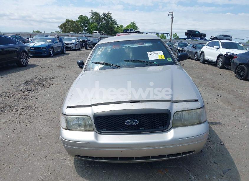 Photo 12 of 2010 Ford Crown VICTORIA POLICE/POLICE INTERCEPTOR (VIN 2FABP7BV9AX125268)