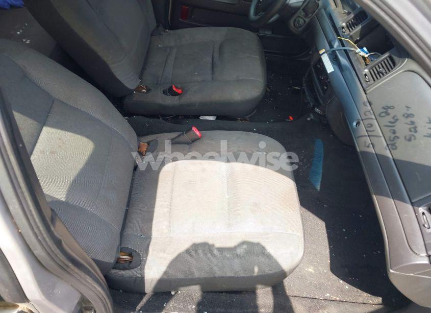 Photo 5 of 2010 Ford Crown VICTORIA POLICE/POLICE INTERCEPTOR (VIN 2FABP7BV9AX125268)