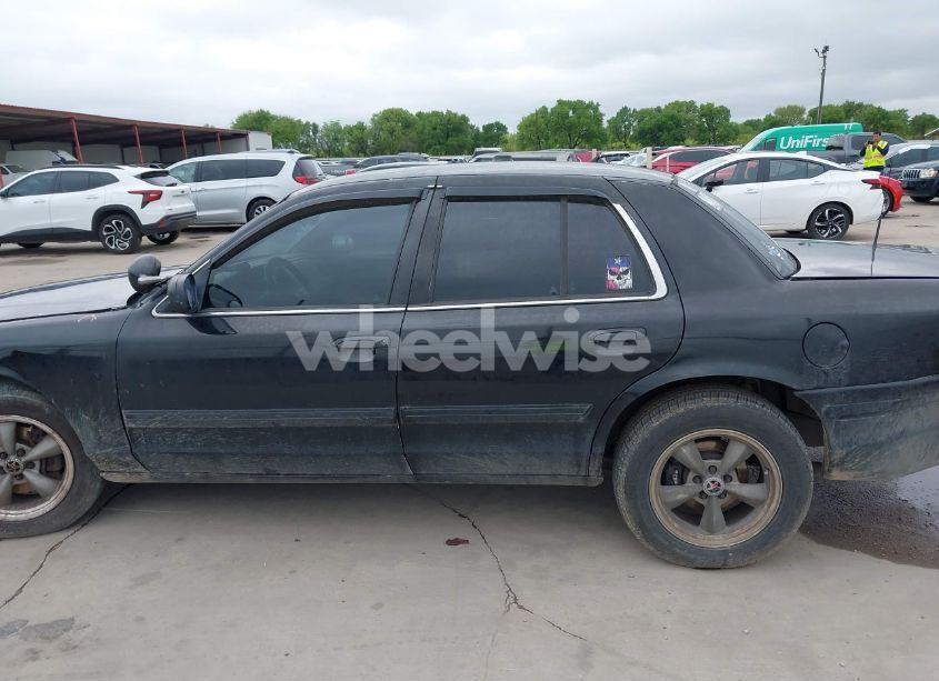 Photo 14 of 2010 Ford Crown VICTORIA POLICE/POLICE INTERCEPTOR (VIN 2FABP7BV9AX142085)